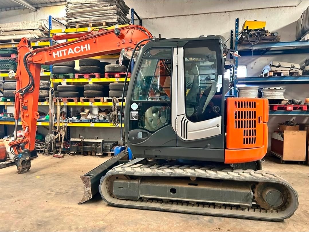 Giratória hitachi Zx85 30000€